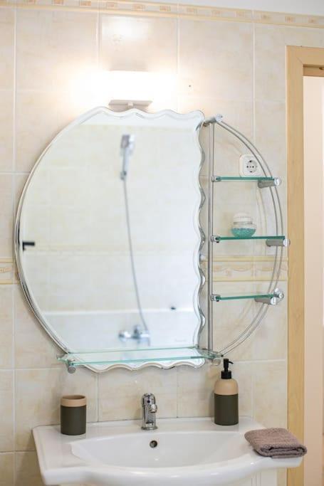 Venus Apartments - Opera II บูดาเปสต์ ภายนอก รูปภาพ